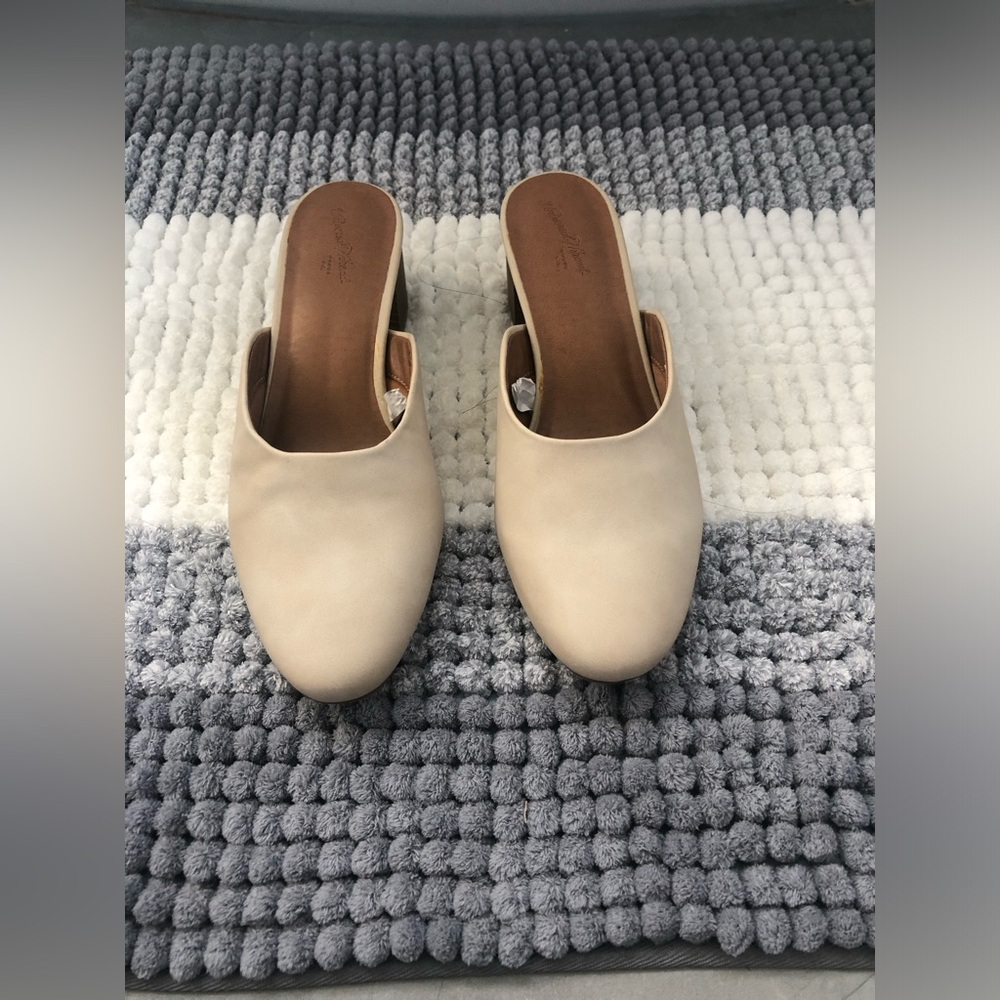 Target Universal Thread ‘Mule’ Heels
